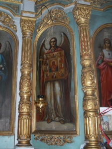 Иконостас. Редкая икона. Ангел Господень с иконой Знамения в руках.