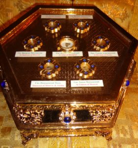 Новый ковчег для святых мощей. Варваринский кафедральный собор г.Эдмонтона.